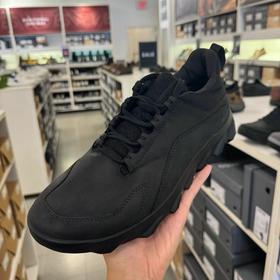 到手价1199 ECCO爱步25新款运动鞋男 舒适百搭柔韧耐穿运动休闲鞋 驱动820314 美国代购，无中文标签，介意慎拍