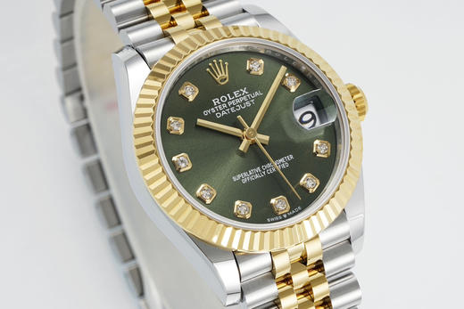 细节决定成败，18k包金版本ARF 31mm 整个手表基于正品original原版开模的super copy在复刻市场中，外观的相似度固然重要，但真正的高端复刻，不仅要“看上去像”，更要“戴上去真”❕ 商品图10