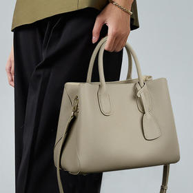 7144-D时尚大气大容量牛皮斜挎妈妈手提包