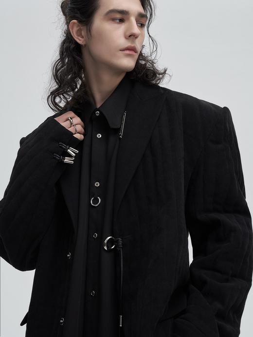 TIWILLTANG启世录“矵佚”绗棉宽肩西装 商品图2