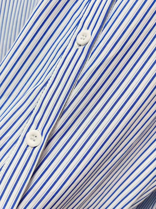 【秋上新】吉妮品牌 068B蓝色斜开扣设计感条纹衬衫-喜出 商品图6