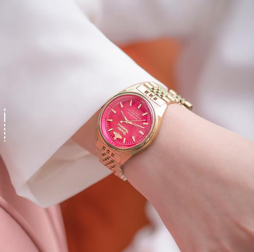 Vivienne Westwood 西太后 石英机芯 精钢表带 粉色表盘 火龙果色玫红表盘经典土星 50米防水 商品图1