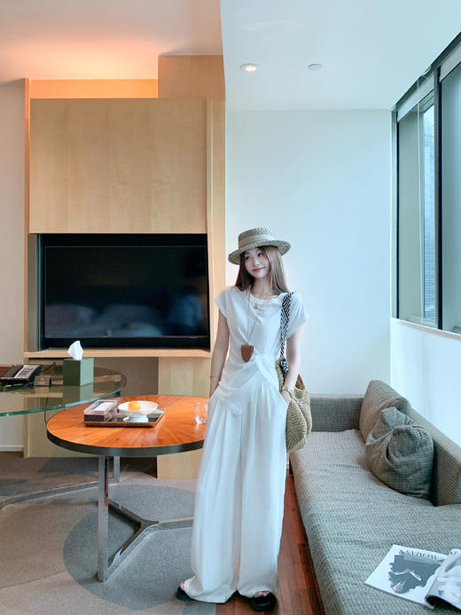 <曾小咸推荐>现货秒杀！最后一波 ！抢到赚到！下摆开衩蕾丝不规则短袖 日常109.99 立减50 秒杀59.99！ 商品图11