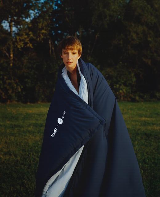 【高品质新型Naia™️排湿纤维】酣睡星球双层控温被被子被芯 四季可用深睡控温子母被 商品图0