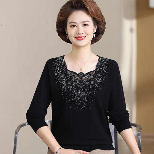 W106-6121-60-108妈妈秋装2025新款蕾丝上衣洋气中老年毛衣女春秋内搭打底小衫 商品图3