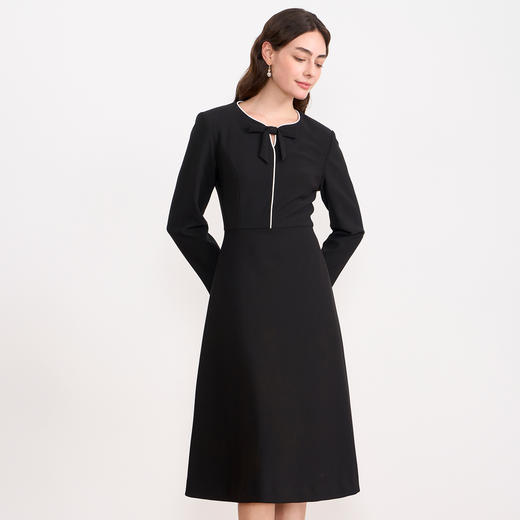 ITIE爱特爱气质蝴蝶结撞色线条气质通勤显瘦连衣裙2025秋冬新款D2507919 商品图2