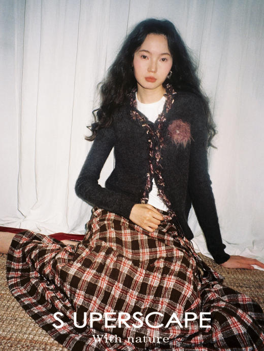 素舶 进口澳洲羊毛秘鲁羊驼毛保暖编织花朵绞花纽结门襟气质针织开衫 商品图0