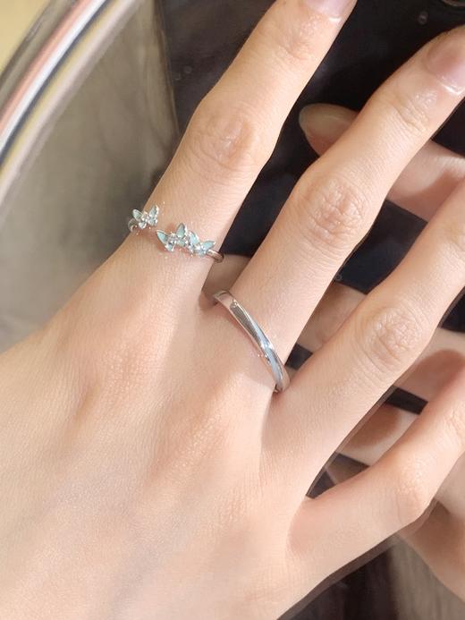 卡蒂罗KADER 夜光蝴蝶情侣对戒 接住好运招财蝴蝶 闪闪蝶舞会发光开口素圈一对 简约百搭闪耀吸睛 商品图8