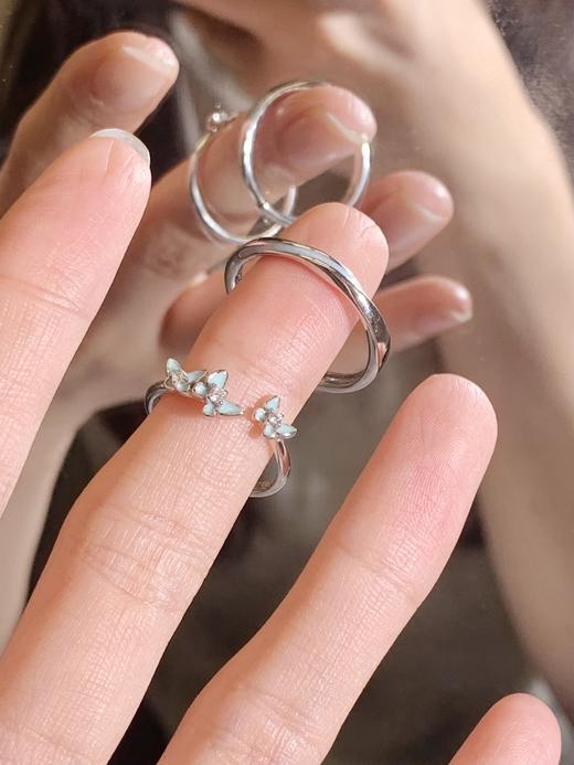 卡蒂罗KADER 夜光蝴蝶情侣对戒 接住好运招财蝴蝶 闪闪蝶舞会发光开口素圈一对 简约百搭闪耀吸睛 商品图9