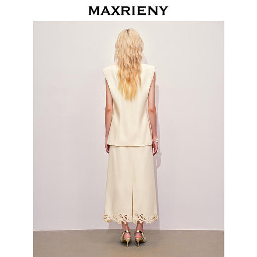 【Day Dreaming-主题纪念款】MAXRIENY复古镂空花宫廷扣半裙(货号:MC85SK082) 商品图3