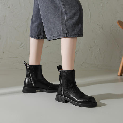 阿么手工女鞋低筒休闲短靴秋冬英伦风2025新款圆头时装靴女3.5CM 商品图1