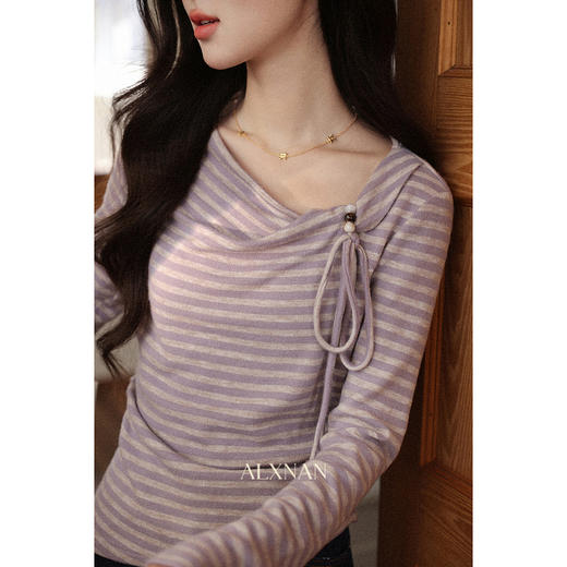 鹿向南「谧序浅漪」不规则紫色条纹长袖t恤女早秋新款设计感上衣 商品图1