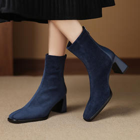 【预售5天】法式绒面短靴女新款秋冬后拉链粗跟马丁靴方头显瘦拼接切尔西单靴AJ&JL-811