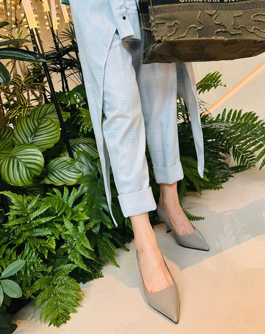 Westory2025年秋季尖头中跟单鞋极简百搭通勤浅口鞋W25CE75951 商品图4