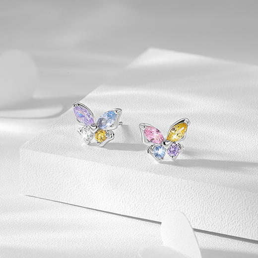卡蒂罗KADER 彩虹蝴蝶耳钉 小众轻奢灵动精致原创养耳洞#好运 925银 耳钉 女款 商品图3