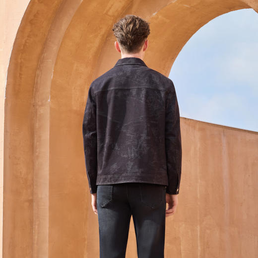 半身缘男装 春季翻领花卉图牛仔夹克透气柔软百搭261112M01310001 商品图4