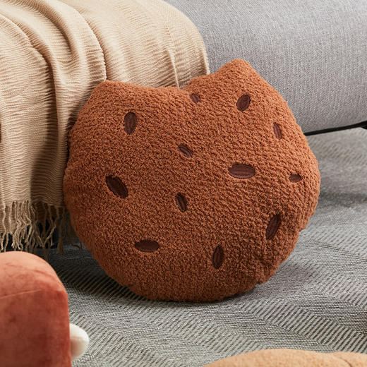  沙发抱枕玩偶可爱毛绒公仔舒柔抱枕 巧克力曲奇牛角包 商品图1