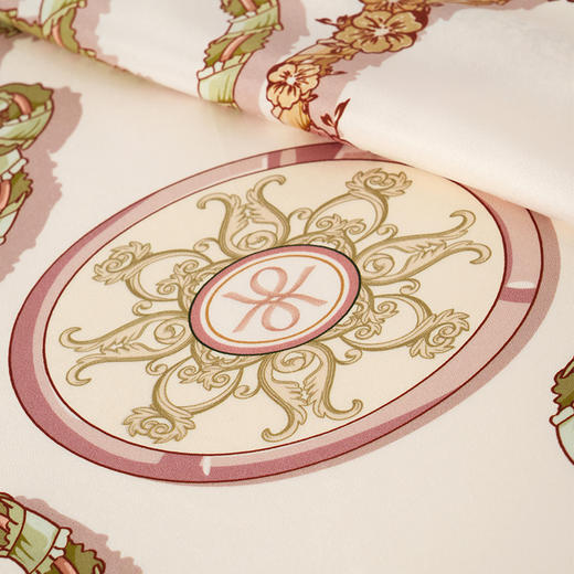 万事利“桂香链影”88厘米双面印花大方巾 商品图3