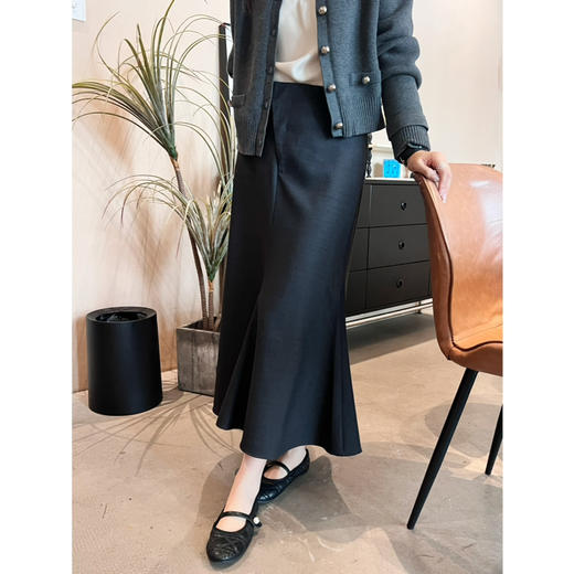 2509115    斜门襟鱼尾羊毛半裙 商品图5