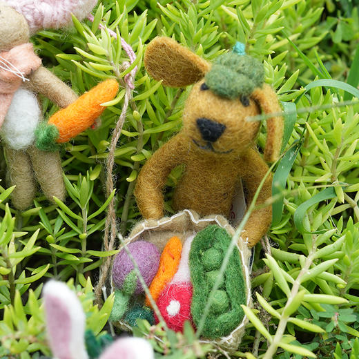北京仓｜Felt So Good-Dom the Gardening Dog-园丁小狗 羊毛毡 挂件［英国设计师］ 商品图4