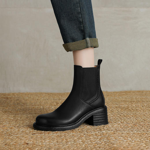 阿么手工女鞋秋冬新款真皮高跟短靴不累脚5CM时尚复古切尔西靴女 商品图2