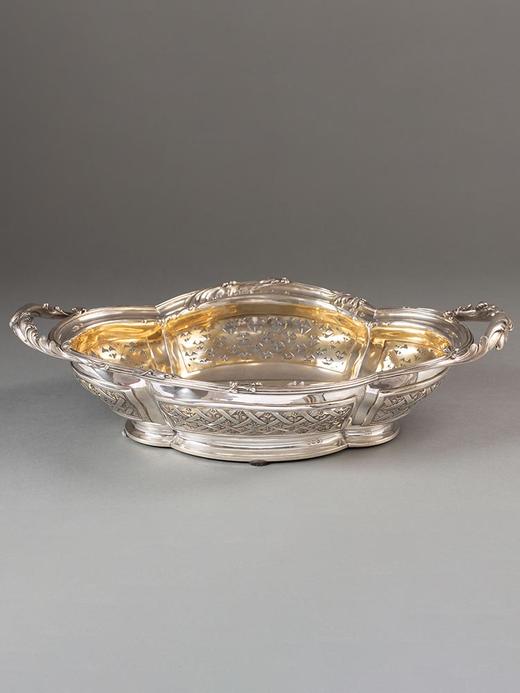 独角鹿西洋古董1880年代法国著名银器工坊CARDEILHAC签名出品莨苕花卉主题纯银精雕及镂雕装饰银镀金内壁双耳果樽 商品图0