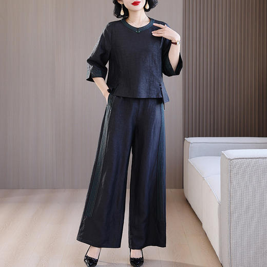 A5561两件套女2025新款中年妈妈装套装气质年轻 商品图1