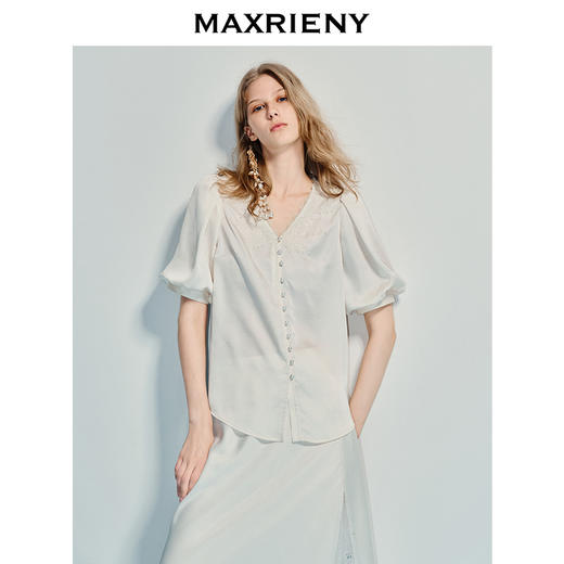 MAXRIENY精致宫廷风蕾丝雪纺衫25夏款绣花泡泡袖衬衫衬衣女上衣(货号:MF86TP016) 商品图0