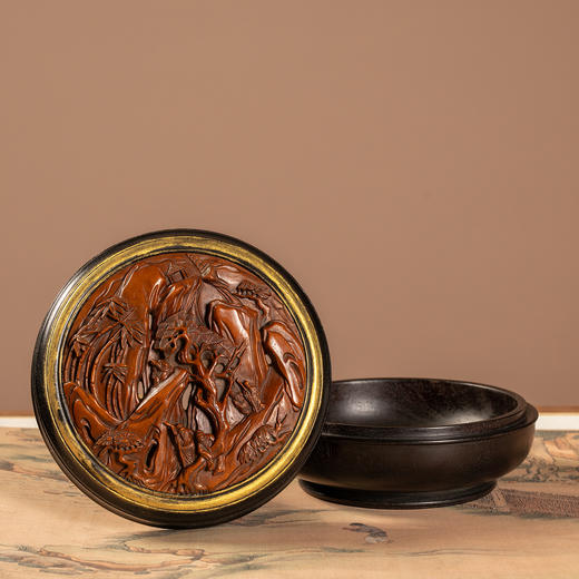 清	紫檀嵌黄杨透雕山水人物圆形香盒 商品图1