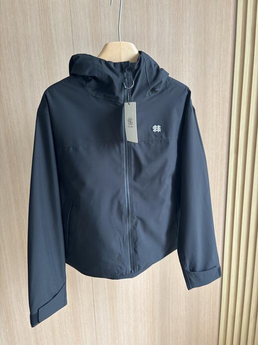 点此购买 可隆春秋季女士2L防风防水夹克户外短款硬壳上衣外套 ye 329653 商品图1