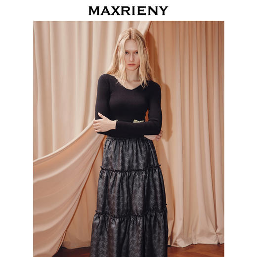 MAXRENY25年秋季新款宫廷复古风连衣裙显瘦气质长袖针织黑色优雅(货号:MF86DR504) 商品图3