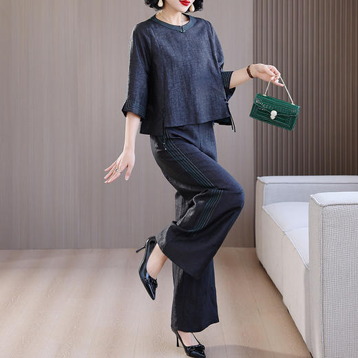 A5561两件套女2025新款中年妈妈装套装气质年轻 商品图3