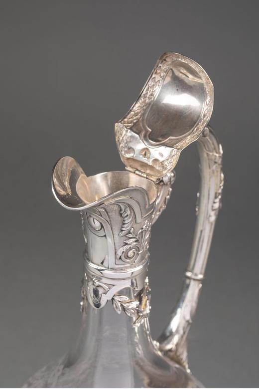 独角鹿西洋古董19世纪法国出品路易十五风格古典卷叶纹纯银精雕镶嵌花卉主题蚀刻水晶单耳酒壶 商品图3
