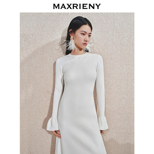 MAXRIENY千金温柔风连衣裙24冬新款米白色针织裙鱼尾长裙小白裙(货号:MS85DR754) 商品图2