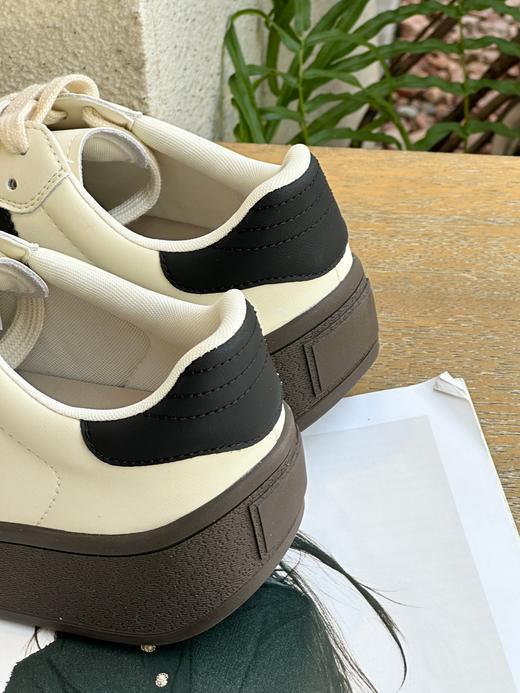 【百图lulu定制】【德训鞋】黑白灰配色 随便一搭就很有风格 牛皮鞋面 头层猪皮鞋垫 板鞋 商品图3