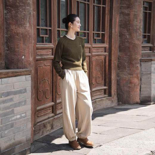 绽放611朵/绵羊毛桑蚕丝混纺多色彩点圆领显瘦短款套头毛衣女秋冬 商品图1