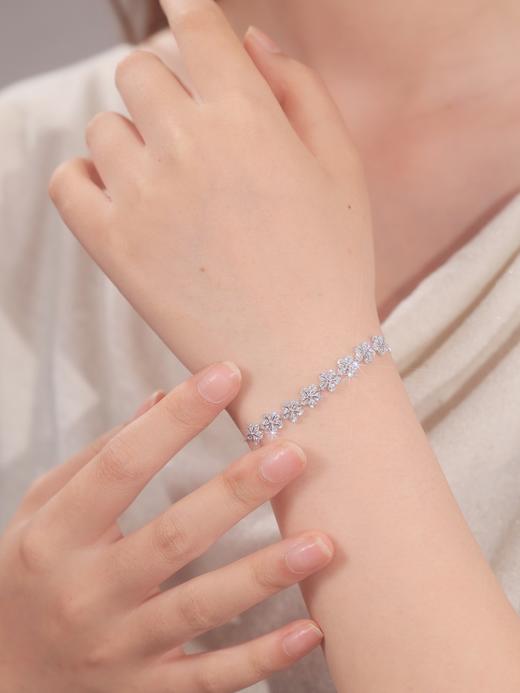 卡蒂罗KADER 花园派对手链 小清新繁花浪漫镶嵌满锆五瓣花甜美气质心动女友闪耀银河可调节拼接链 商品图5