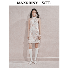MAXRIENY贵雅新中式连衣裙2025秋冬新款提花挂脖裙子(货号:MS85DR509)