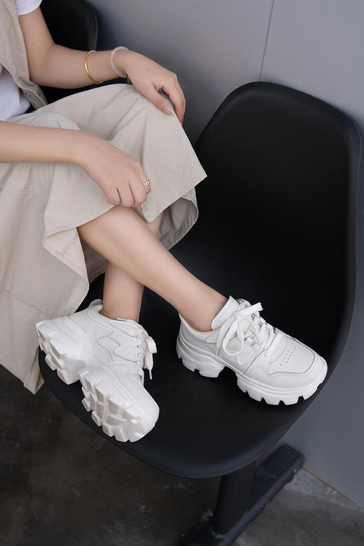 逸红颜小集市 天花板级别牛皮「老爹鞋」360°软糯包裹，6.5cm隐形增高，踩屎感绝了！ 商品图7