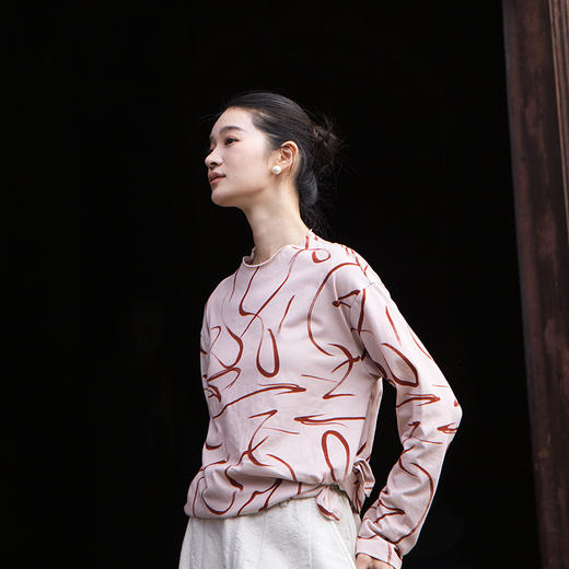 绽放554朵/手绘晋彩线条撞色设计感百搭纯棉长袖T恤女秋冬打底衫 商品图1