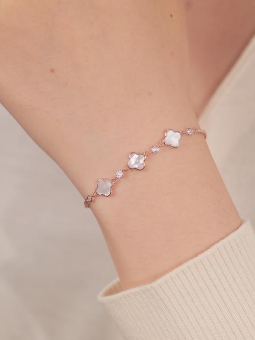 卡蒂罗KADER 幸运四叶草手链  925银轻奢甜美浪漫小众时尚高级感可调节手饰 通勤百搭温柔简约气质璀璨吸睛 商品图6