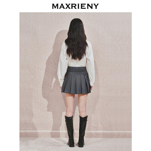 MAXRIENY【宫廷巴洛克-商场同款】复古衬衫华丽花朵刺绣珍珠衬衫(货号:MC85TP547) 商品图3