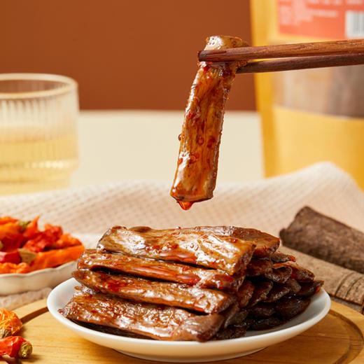 妈妈手作辣条 | 产选优质大豆蛋白+植物油 无科技健康零食 非油炸辣条也能放肆吃 豆卷醇厚裹满香辣软韧有嚼劲 开袋即食 出行宅家好搭子 商品图2