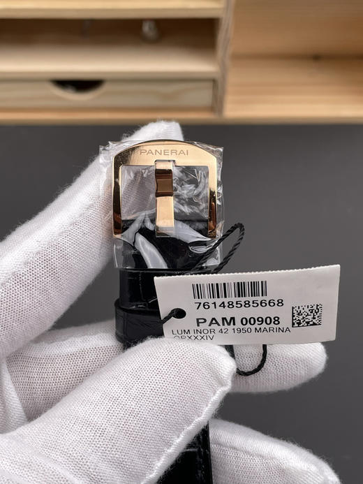 VS沛纳海pam908 优雅典范红金腕表！一款适合亚洲手腕的红金腕表。男士腕表，皮表带，自动机械机芯，透底。 商品图8