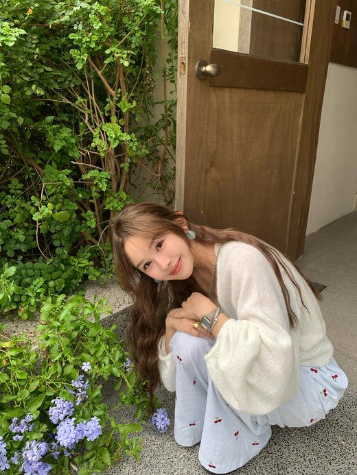 Read Nameless/线下同款 白色毛绒两件套 2025/9/6 商品图7