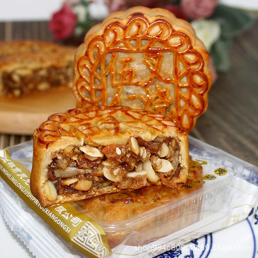 (厂家新款新品)广西特产月饼五仁叉烧月饼金腿蛋黄莲蓉广式月饼新鲜产 商品图1
