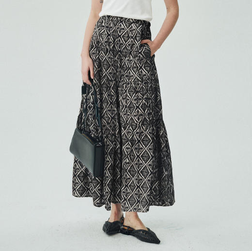 Sue.m法式复古印花 布契拉提蕾丝珠罗纱六边形印花图案半身裙度假风气质显瘦松紧腰裙 商品图0