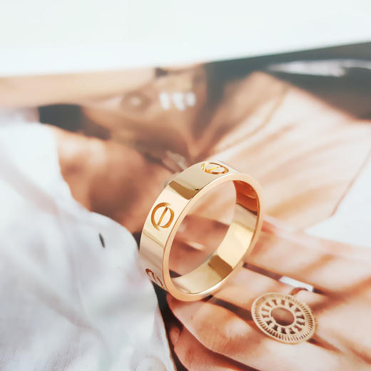 【95新】Cartier卡地亚LOVE系列18K玫瑰金宽版无钻LOVE戒指52号B4084852  现售价：6000！280825NJS10+ 商品图4