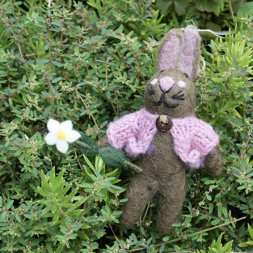 北京仓｜Felt So Good-Blossom the Bunny Easter-粉开衫小兔 布洛瑟 羊毛毡 挂件［英国设计师］ 商品图0