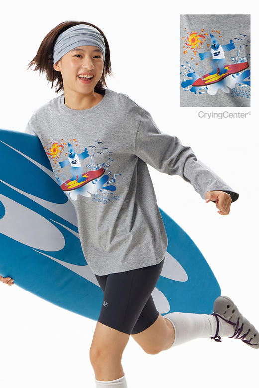 CryingCenter 泪仔冲浪插画 圆领中花灰长袖休闲百搭T恤 哭喊中心 商品图4